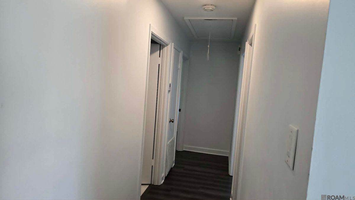 Building Photo - 15110 Jester Ave