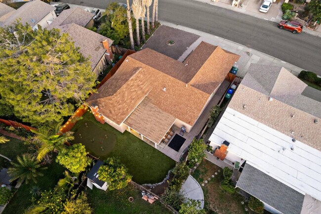 Building Photo - 7630 Andasol St