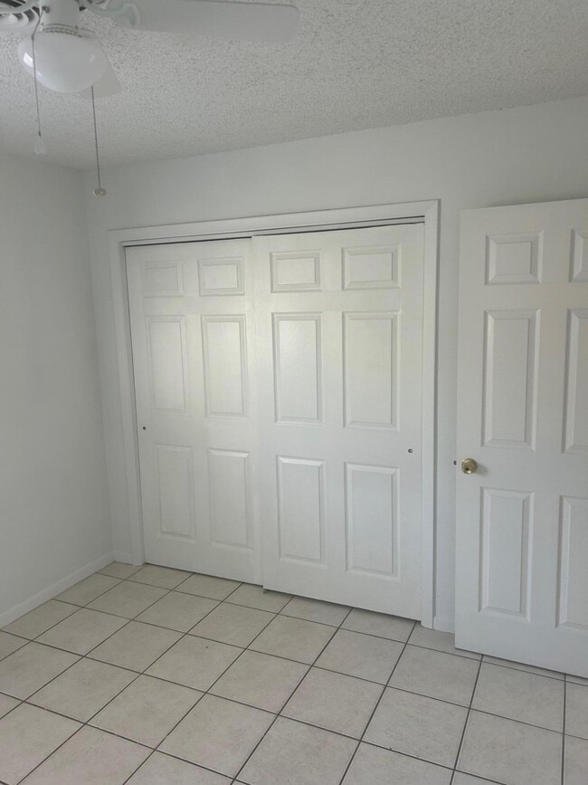 Building Photo - 2349 NE Rustic Way