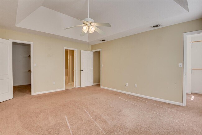 Building Photo - 2102 Howard Mill Rd