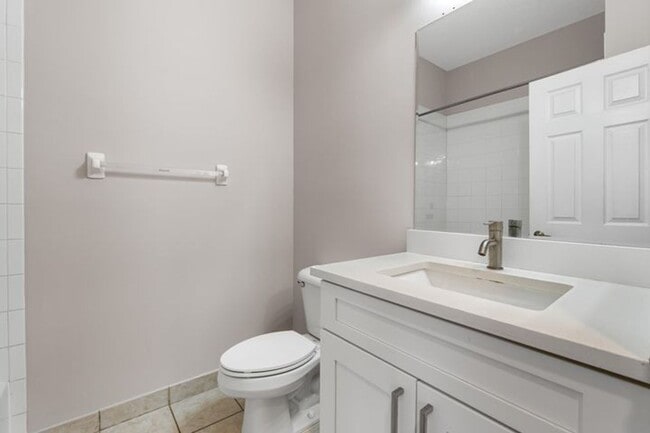 Building Photo - 3051 Grandiflora Dr