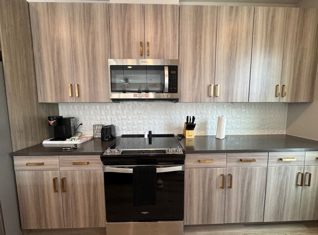 Building Photo - 12208 Tech Ridge Blvd