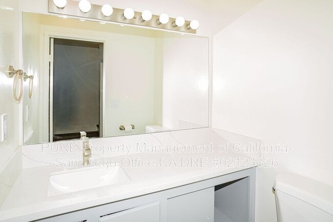 Building Photo - 1985 Seawind Way