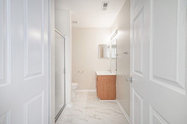 Building Photo - 1396 Tristram Cir