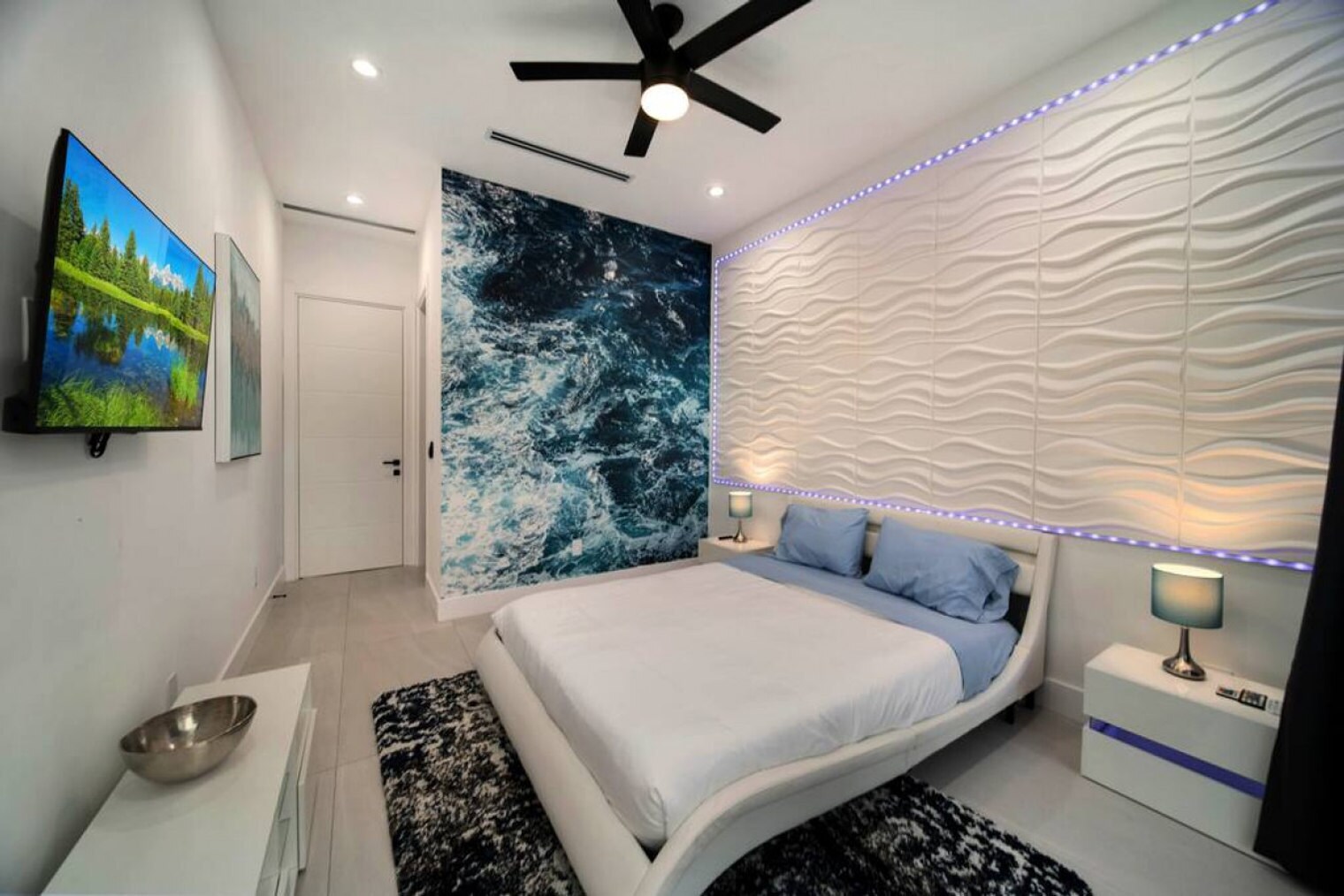 Building Photo - 601 NE 16th Ave