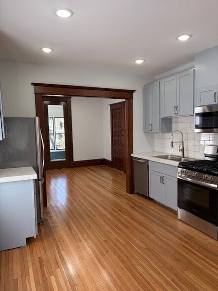 View into the living room. - 623 Pierce St NE