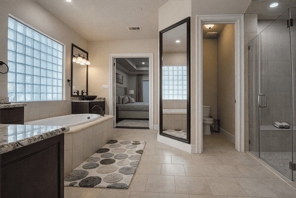 Building Photo - 43 W Loftwood Cir