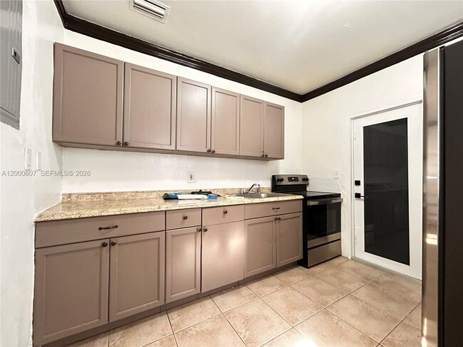 Building Photo - 1354 NW 69th St