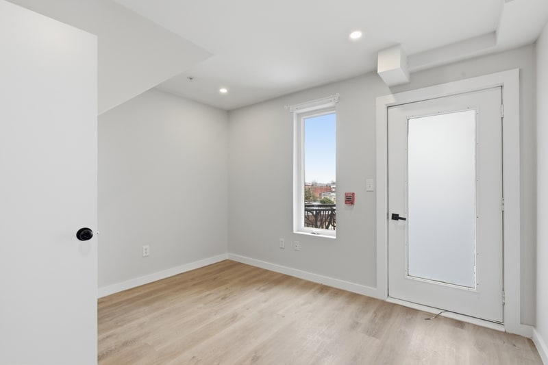 Building Photo - 48 S Carrollton Ave