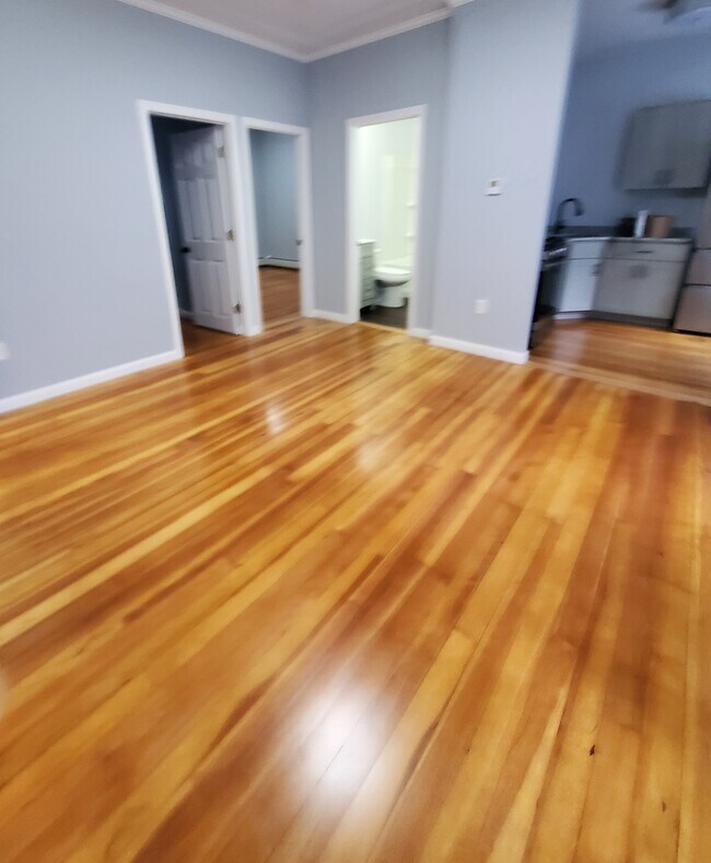 Building Photo - 38 Tuttle St