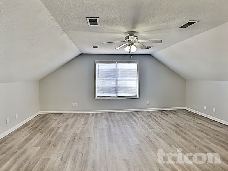 Building Photo - 804 Cindy Jo Ct