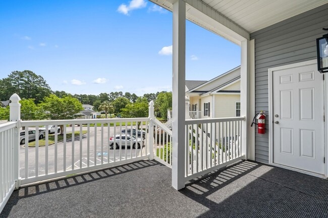 Building Photo - 5026 Belleglen Ct