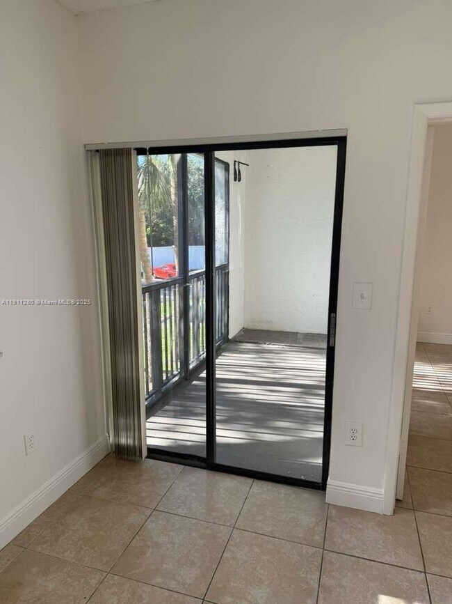 Building Photo - 2445 SW 18th Terrace