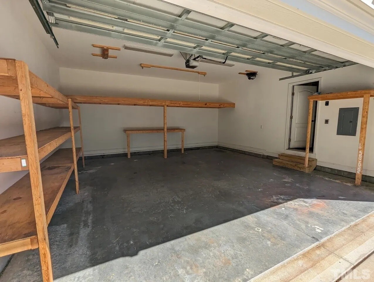 Building Photo - 519 Mill Hopper Ln