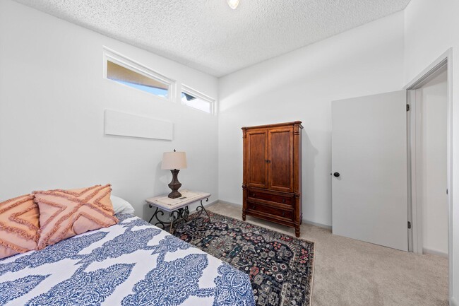 Building Photo - 111 McEwen Dr