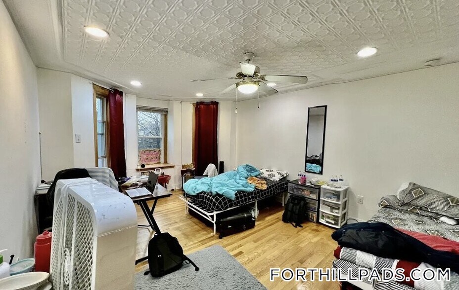 Building Photo - 23 Highland Park Ave