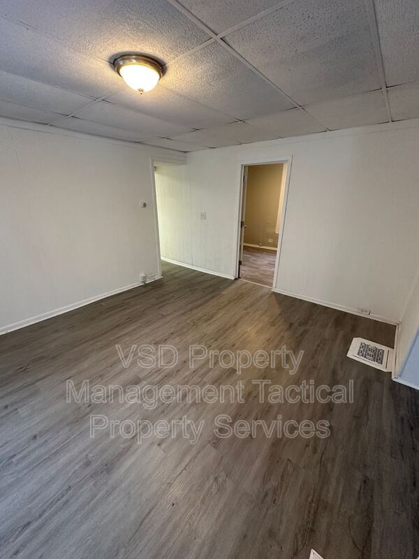 Building Photo - 2180 W 83rd St