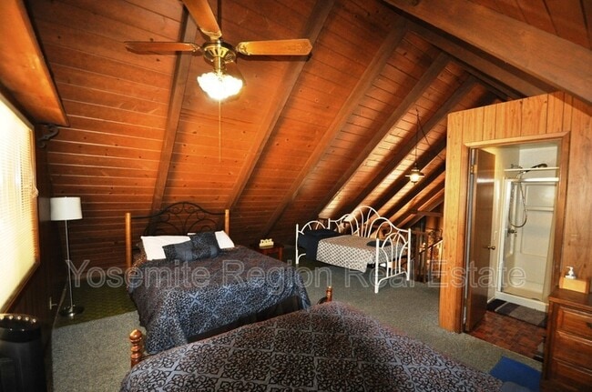 Building Photo - 20415 Pine Mountain Dr