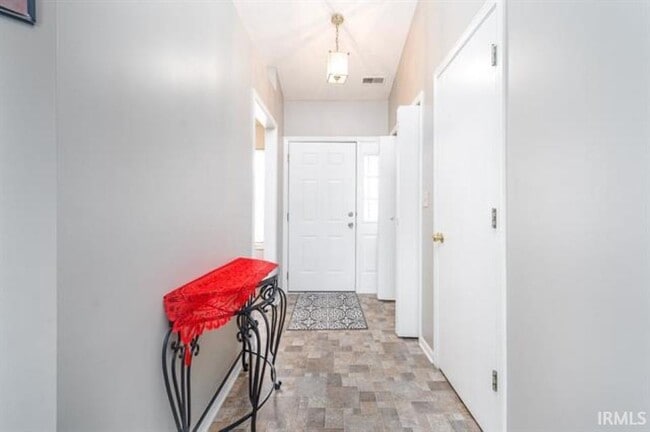 Building Photo - 1128 W Hornbeam Cir