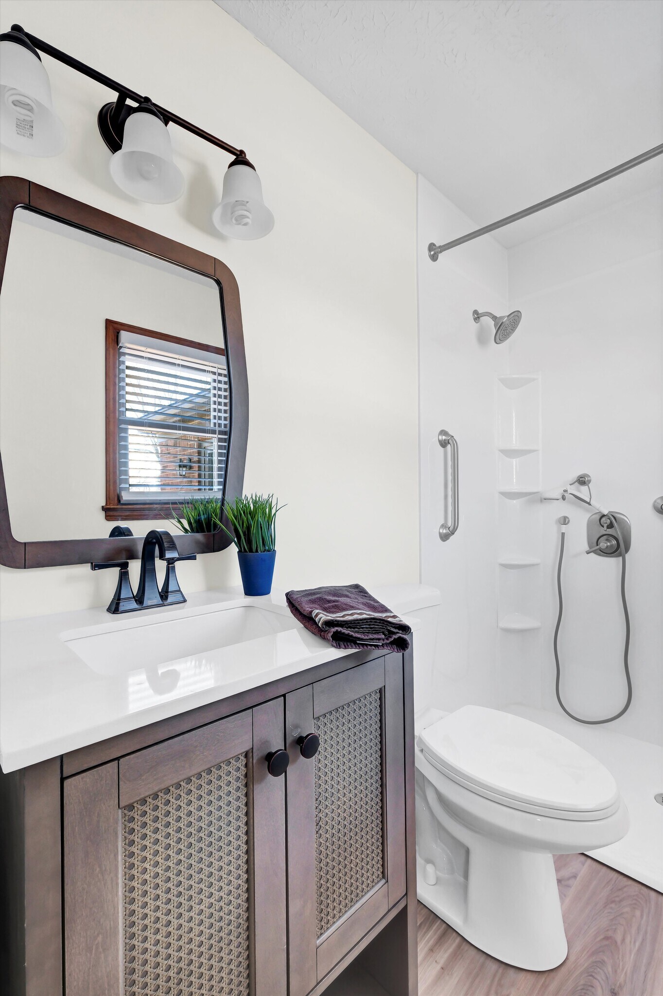 Building Photo - 10312 Going Ct