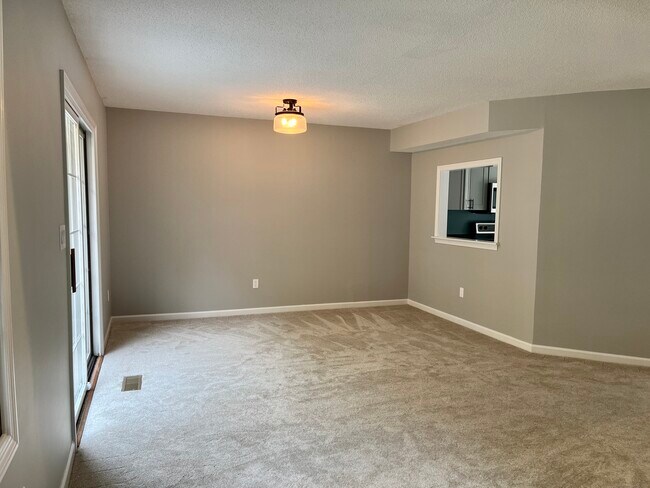 Building Photo - 808 Fieldstone Ct