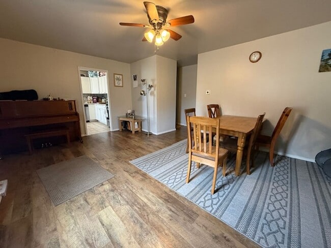 Building Photo - Spacious 3-Bedroom Home with Large Backyard