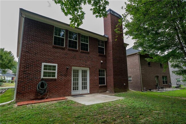 Building Photo - 3243 Newtons Crest Cir