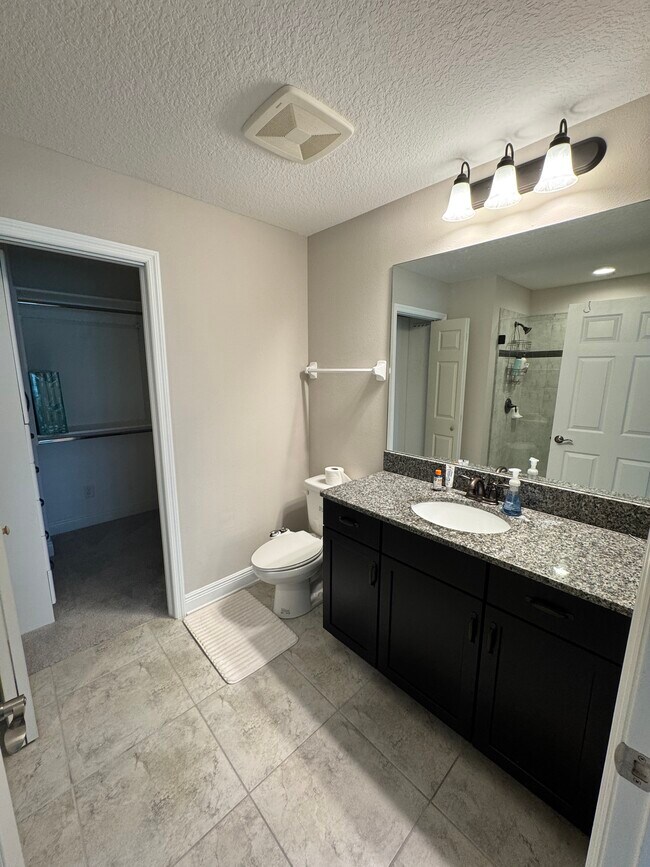 Building Photo - 12508 Rangeland Blvd