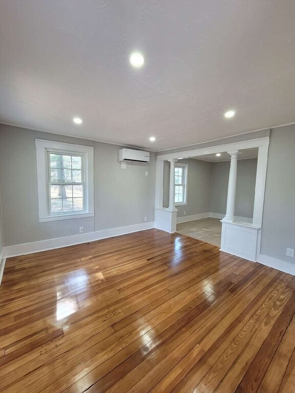 Building Photo - 400 Concord St