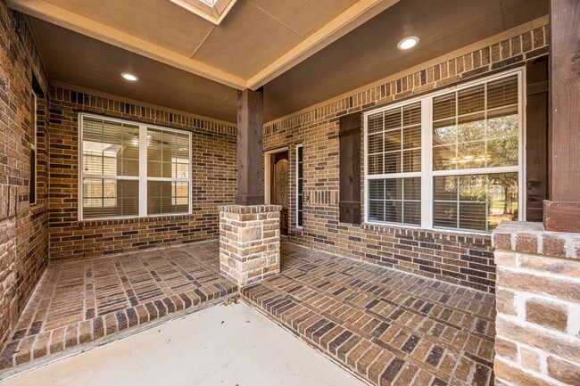 Building Photo - 22719 Shieldhall Ln