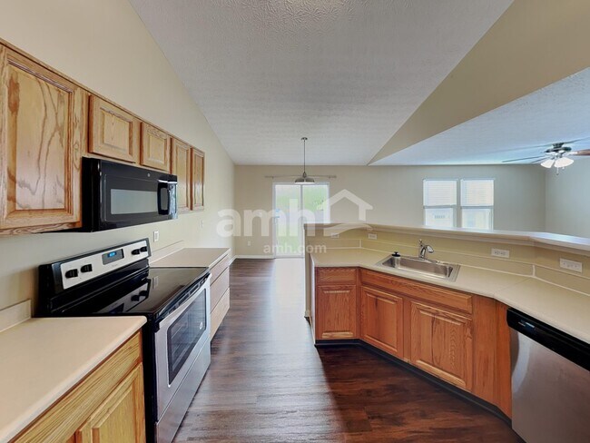 Building Photo - 167 Firestone Dr