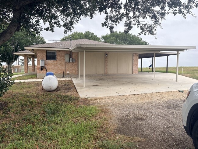 Building Photo - 315 Partnership Rd