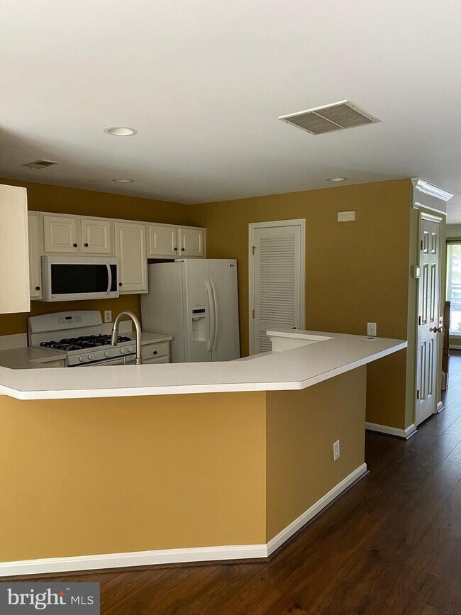 Building Photo - 46860 Clarion Terrace