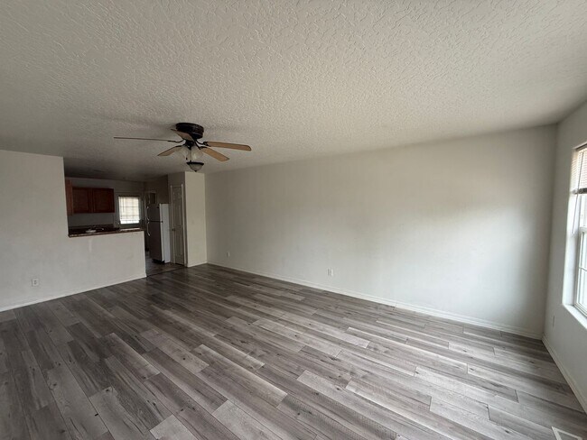 Building Photo - 225 Hudson Ave