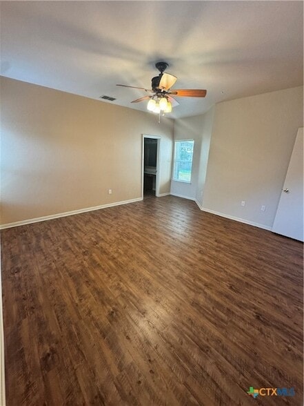 Building Photo - 106 Pin Oak Ct