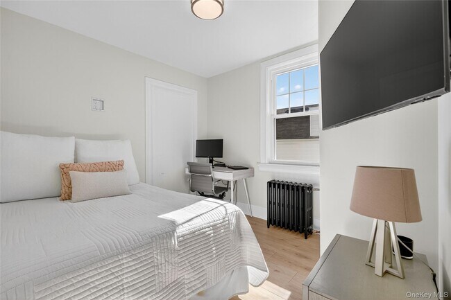 Building Photo - 44 Madeleine Ave