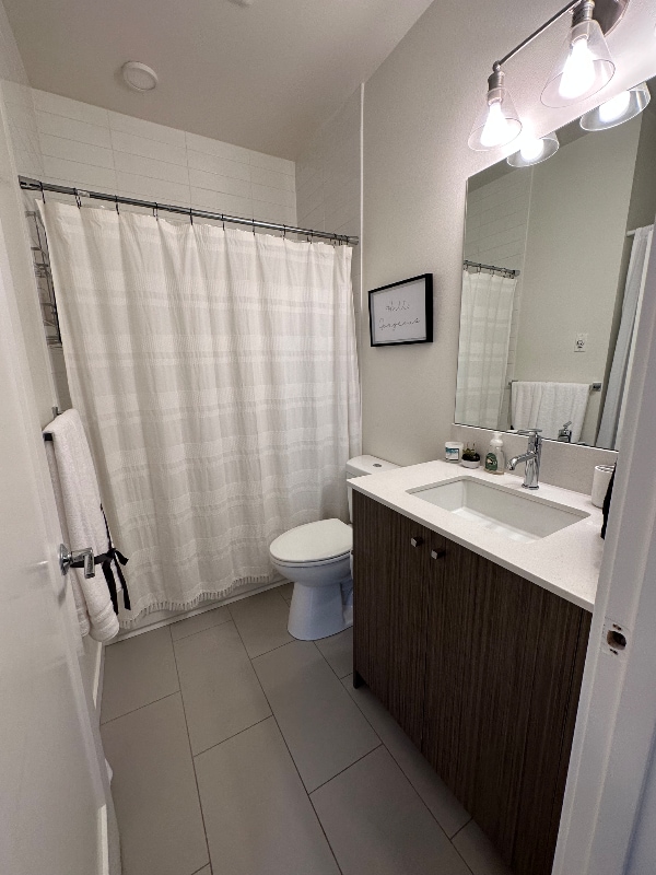 Building Photo - 1541 14th Ave S