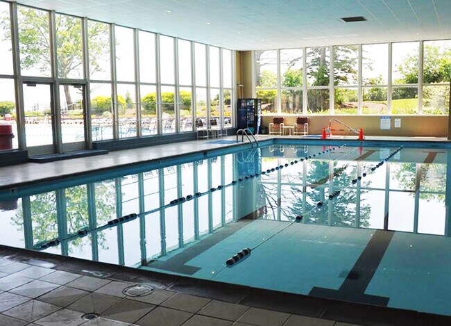 Building Photo - 12900 Lake Ave