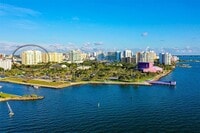 Building Photo - 800 N Tamiami Trl