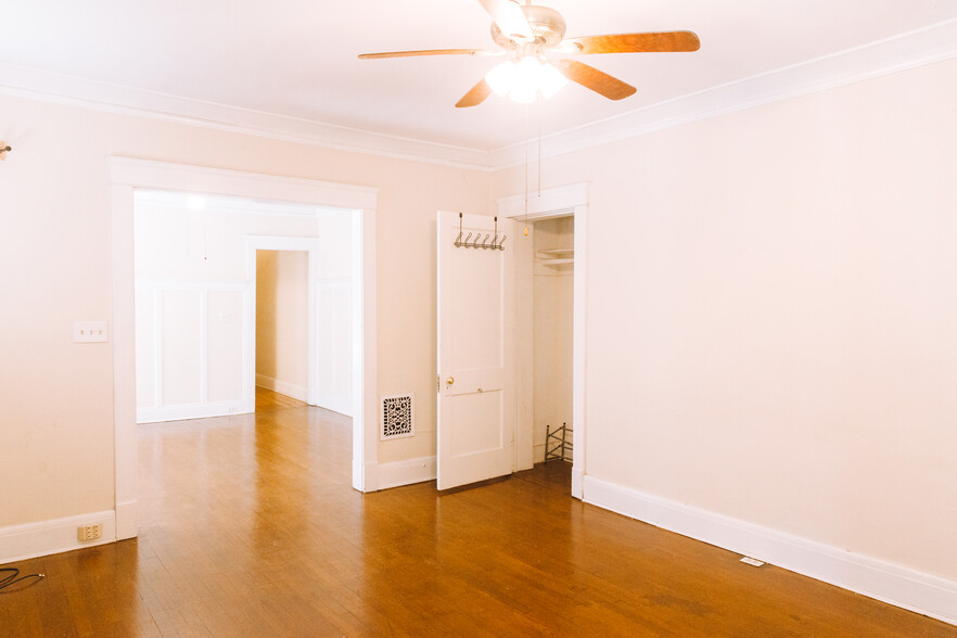 Building Photo - 2298 Bellfield Ave