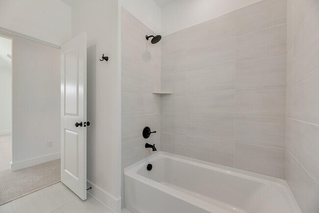 Building Photo - 1501 Pintail Pl