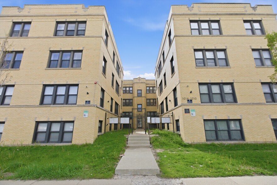 Building Photo - 1014 !st Ave