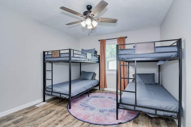 Building Photo - 219 Jasper Rd