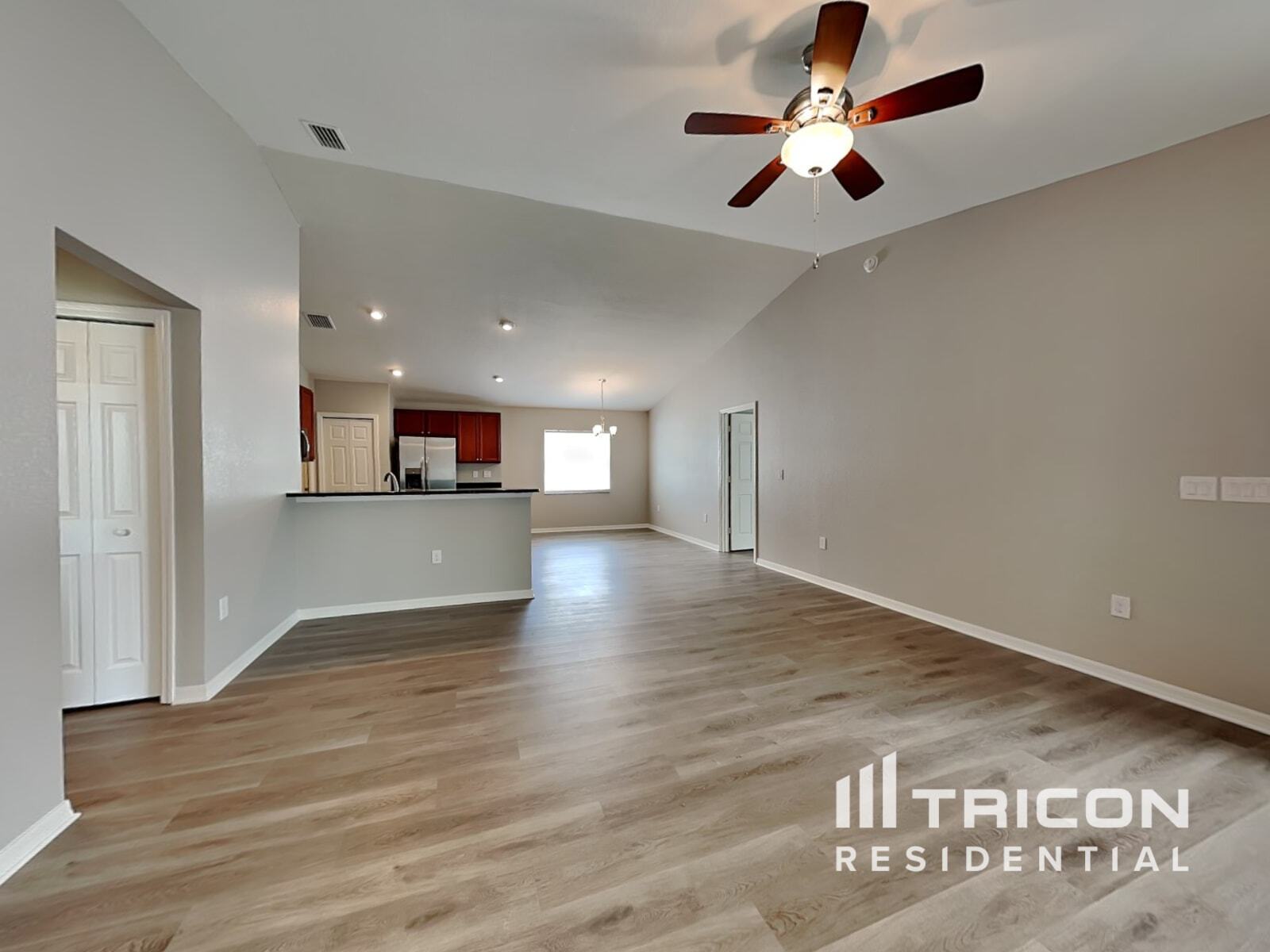 Building Photo - 3046 Grand Preserve Blvd