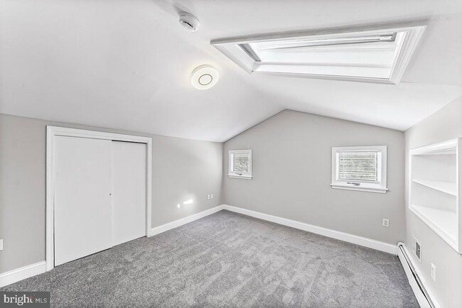 Building Photo - 4236 Florida Ave