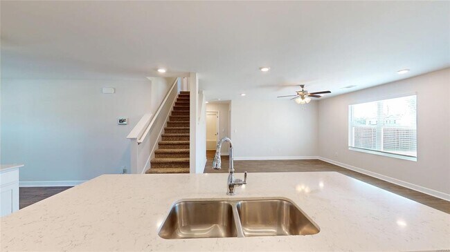 Building Photo - 7726 Shaddix St