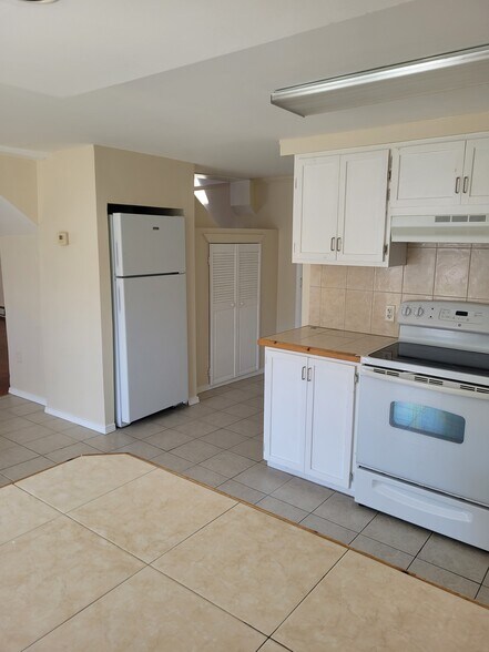 Kitchen/Dining - 6963 NY-38