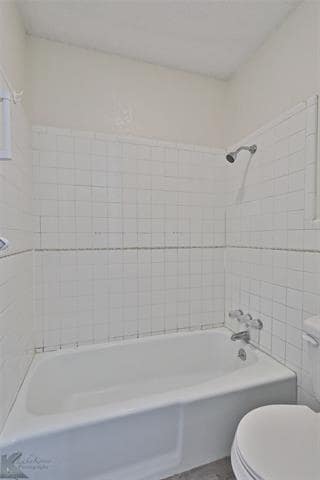 Building Photo - 3718 Brookhollow Dr