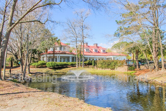 Building Photo - 2037 Telfair Way