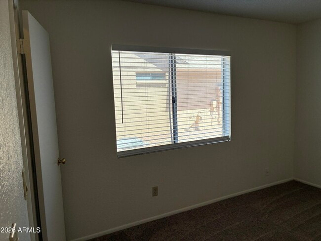 Building Photo - 10820 W Wagon Wheel Dr